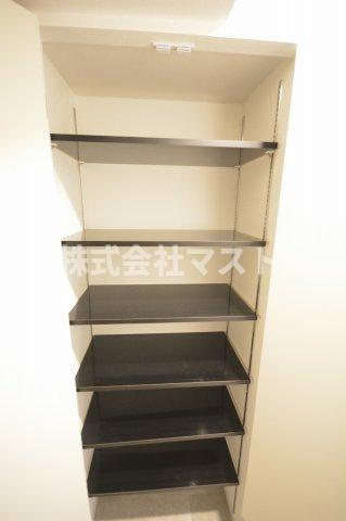 セレニテフラン難波の収納