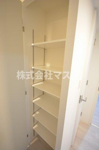 セレニテフラン難波の収納