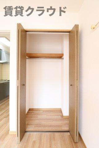 パセオおゆみ野の収納|ハンガーラック付きと棚付きの収納スペース！