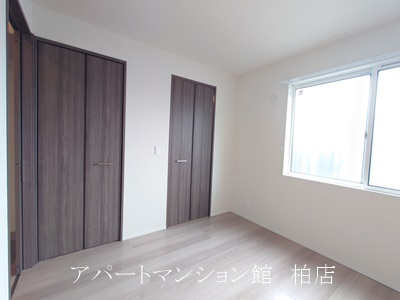 コンフォルトの洋室