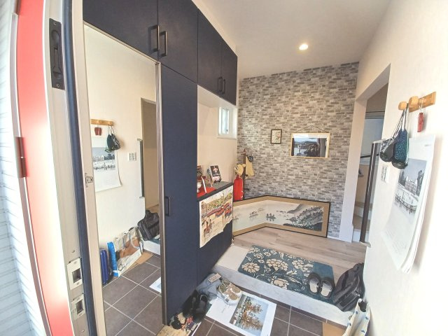 比企郡川島町大字中山 中古戸建の玄関|きれいな玄関です