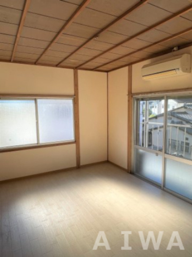 森アパート　の居間・リビング