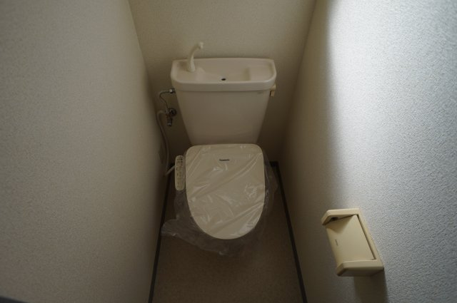谷津ローズハイツ【当社管理物件】のトイレ