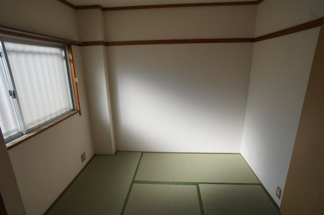 谷津ローズハイツ【当社管理物件】の和室