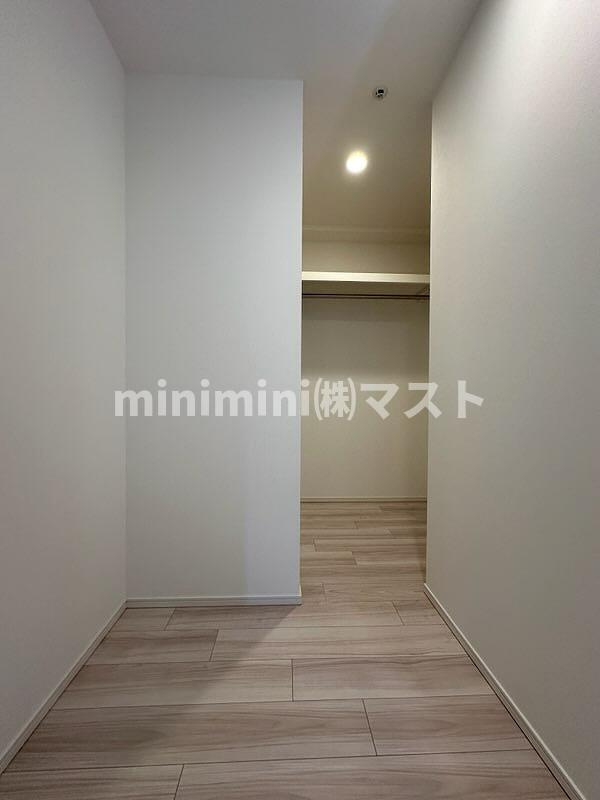 レジュールアッシュ谷町四丁目グランクラスの収納