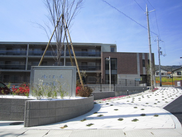 ルミエールウエストの周辺