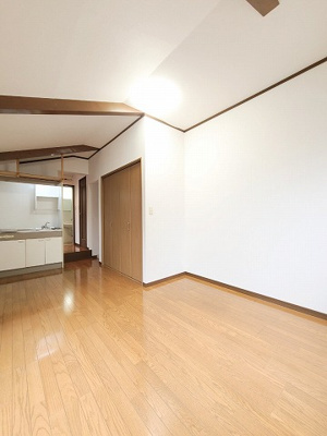 【居間・リビング】 | ST1