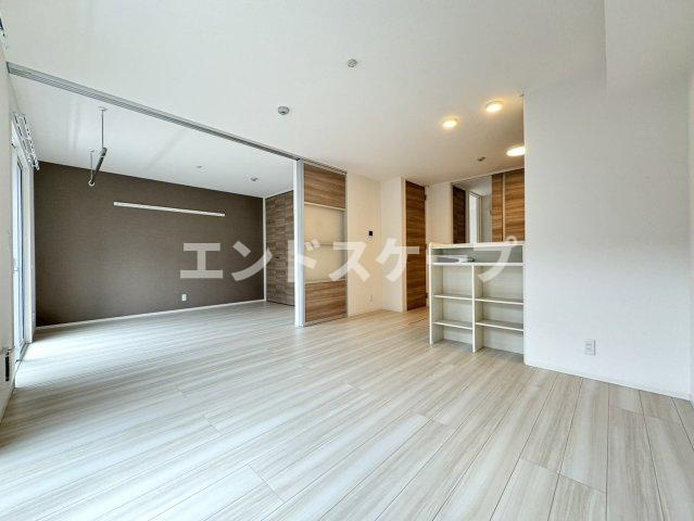 シャンデブレの居間・リビング|高崎、前橋、伊勢崎エリアのお部屋探しはエンドスケープまで！お客様の理想お聞かせ下さい♪