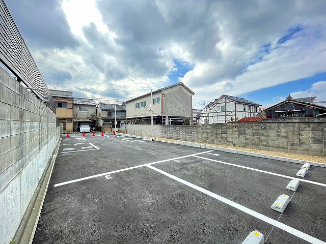 ホルン駐車場