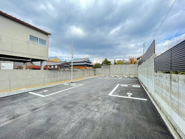 ホルン駐車場