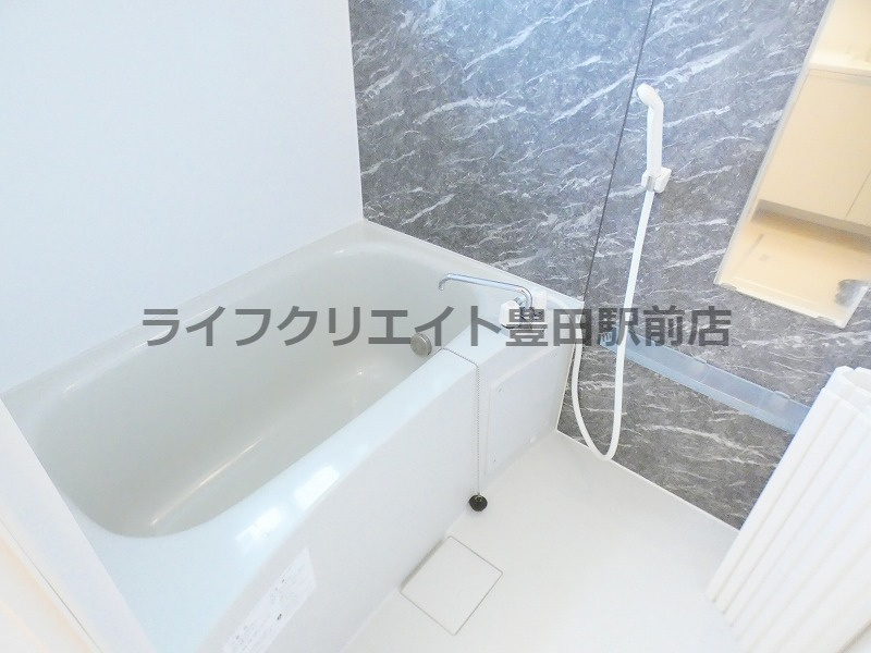 YAMAZAKIコーポラスの浴室