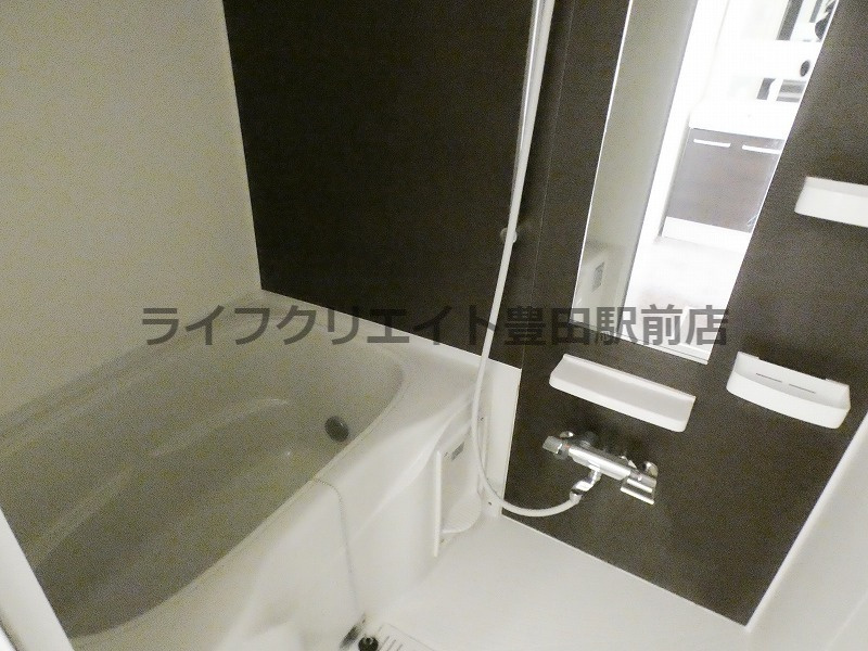フェイバーJ・OⅢの浴室
