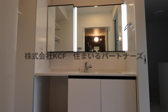 プラザ宮園の洗面所|コンパクトで使いやすい洗面所
