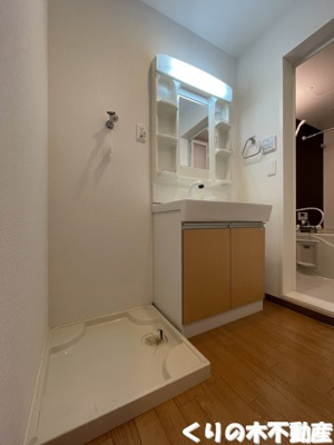 【洗面所】 | グランピュア | 洗髪洗面化粧台（同タイプのお部屋です。現況を優先します。）