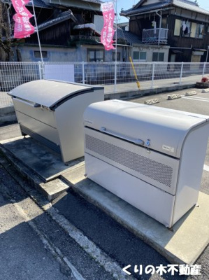 【その他】 | グランピュア | 敷地内ゴミ置き場