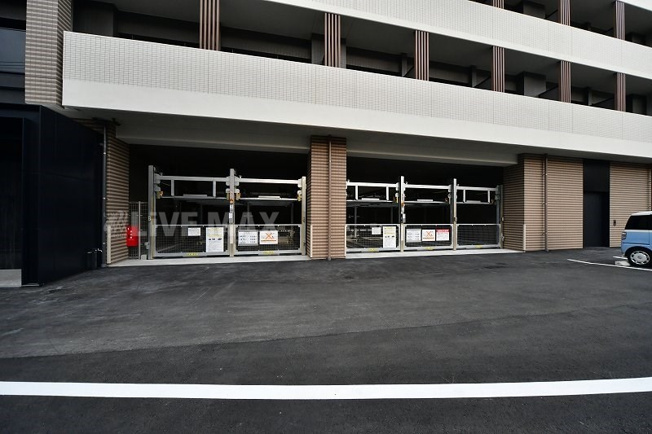 【駐車場】エンクレスト天神LIFE