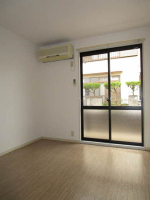 【バルコニー】 | ラ・フォーレ里 **