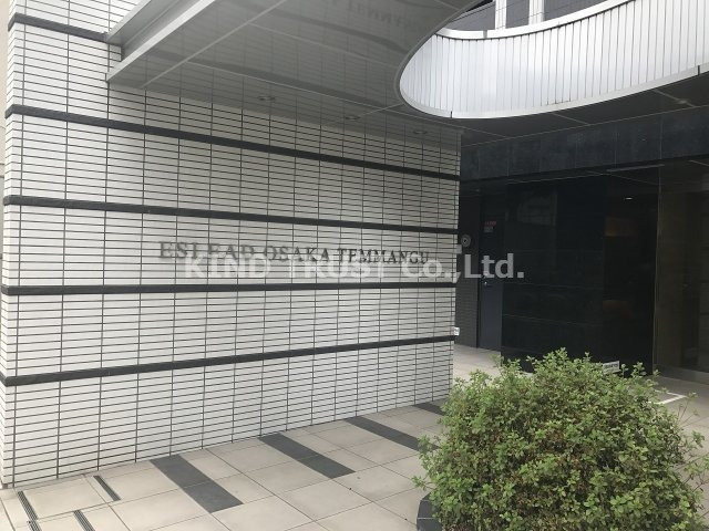 エスリード大阪天満宮のエントランス|建物の内部です