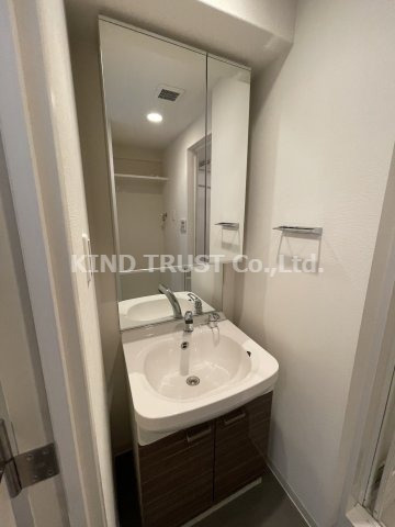 エスリード大阪天満宮の洗面所|脱衣スペースもあります