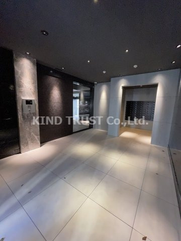 S-RESIDENCE天満Gracisのロビー|清潔なロビーです