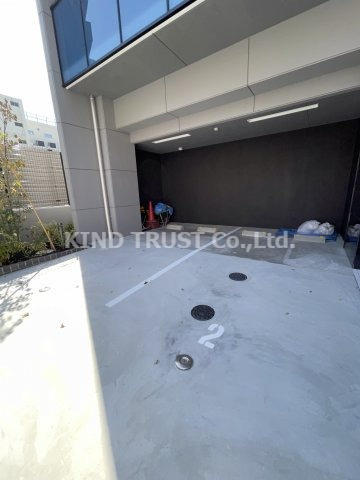 S-RESIDENCE天満Gracisの駐車場|駐車場に車を止められます