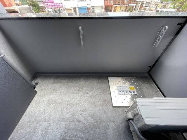 S-RESIDENCE天満Gracisのバルコニー