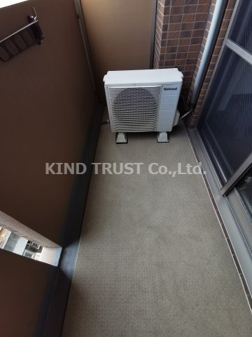 ライジングコート梅田サンライズのバルコニー