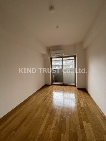 ラナップスクエア同心Ⅱの居間・リビング|こちらの居間で趣味の時間をお楽しみください