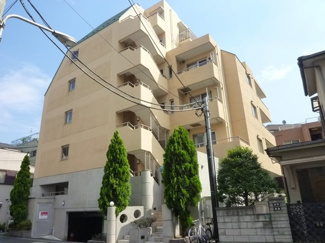 ルミエール商店街そばなので買い物便利な立地です。