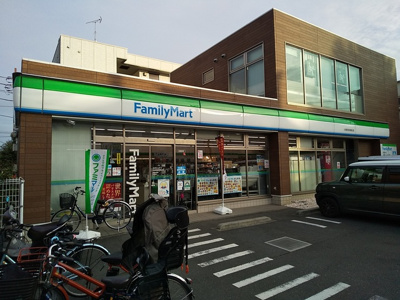 コンビニ