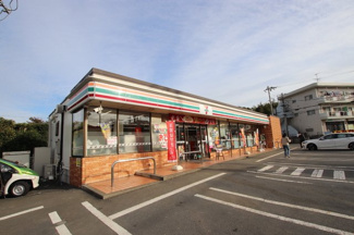 セブン－イレブン 三浦赤羽根店まで260ｍ