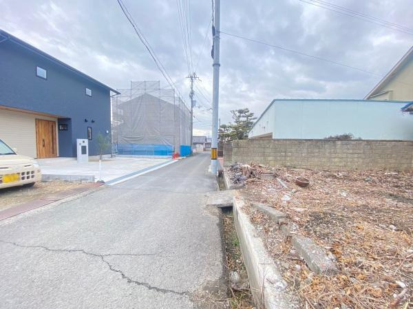 和歌山市里土地の前面道路含む現地写真