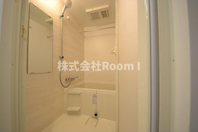 【浴室】 | レジュールアッシュ谷町四丁目グランクラス | 落ち着いた空間のお風呂です