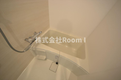 【浴室】 | レジュールアッシュ谷町四丁目グランクラス | 日々の暮らしに欠かせないお風呂です