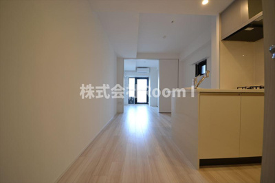 【居間・リビング】 | レジュールアッシュ谷町四丁目グランクラス | おしゃれな居間です