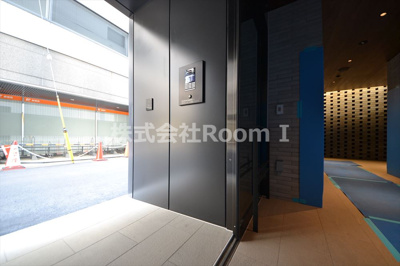 【エントランス】 | レジュールアッシュ谷町四丁目グランクラス | 毎日通るエントランスはこのようになっています