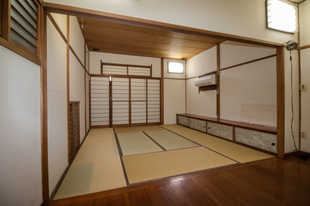 足利市大正町の中古一戸建の和室|客間や寝室等、様々な用途にご活用可能です(^^)