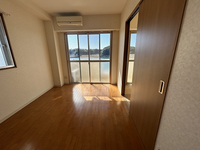 カーサベレッツァの洋室|コンパクトで使いやすい洋室です