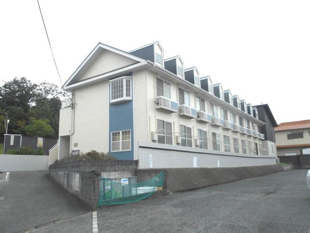 和泉市唐国町１丁目のハイツ