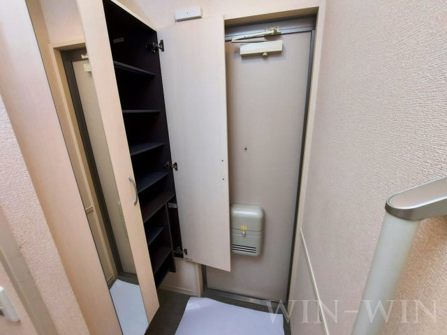 オアシス牛川 Ⅱの玄関