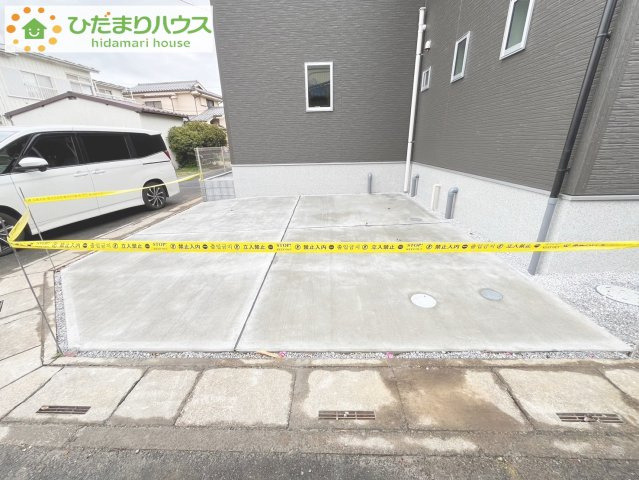 蓮田市馬込　23-1期　新築一戸建て　リナージュ　01の駐車場|並列2台分の駐車スペース！！