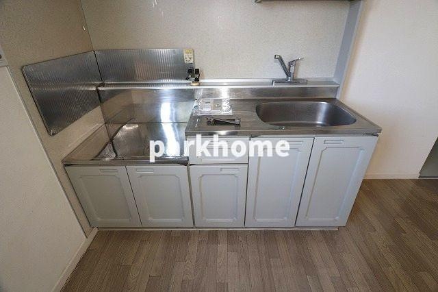 サンビレッジれんげ草 A棟のキッチン|使いやすいキッチンです