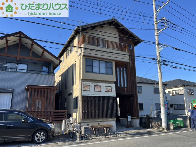 北本市本町5丁目　中古一戸建ての前面道路含む現地写真|1/29