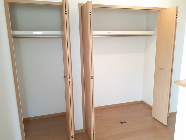 白山ヒルズⅡ弐番館の収納