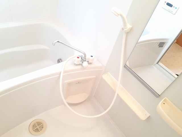 白山ヒルズⅡ弐番館の浴室