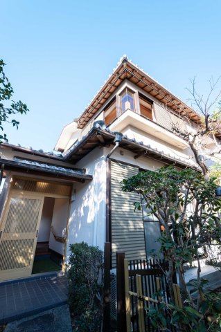 嵯峨釈迦堂門前南中院町の外観