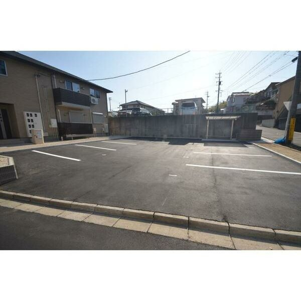 Forest Maison PLAISIR　の駐車場