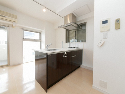 【キッチン】 | アーデン京町堀イースト