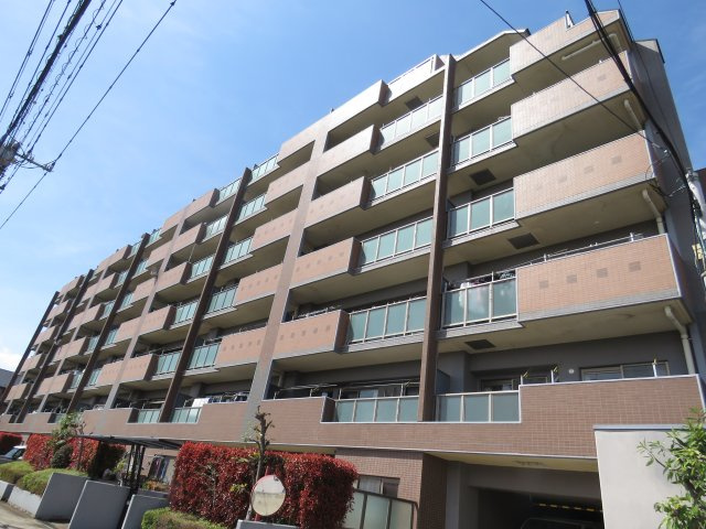 アーベイン川越新宿キッズコートの外観