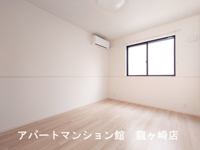 【寝室】 | フラン　メゾン　オーブ